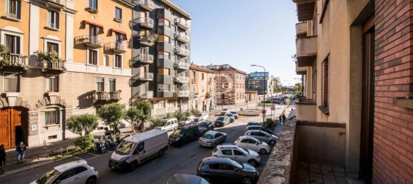 3-salle Appartement à Milan, Italy No. 241998 22