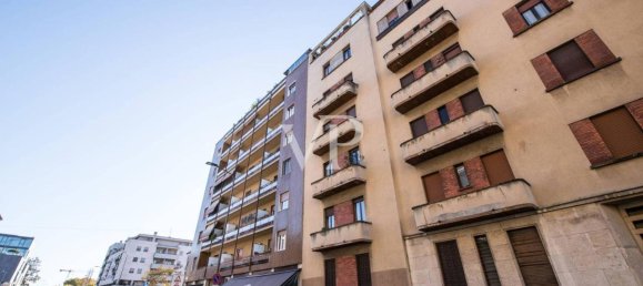 3-salle Appartement à Milan, Italy No. 241998 25