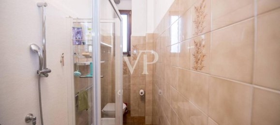 3-salle Appartement à Milan, Italy No. 241998 14