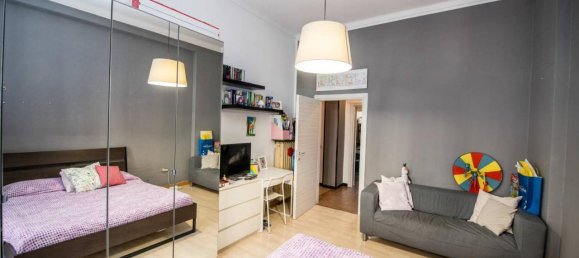 3-salle Appartement à Milan, Italy No. 241998 12