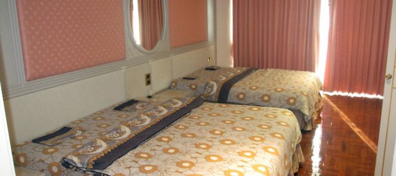 4 bedrooms Condo in Pattaya, Thailand No. 1427 13