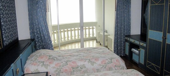 4 bedrooms Condo in Pattaya, Thailand No. 1427 27