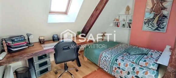 6 bedrooms House in Mayenne, France No. 286093 12