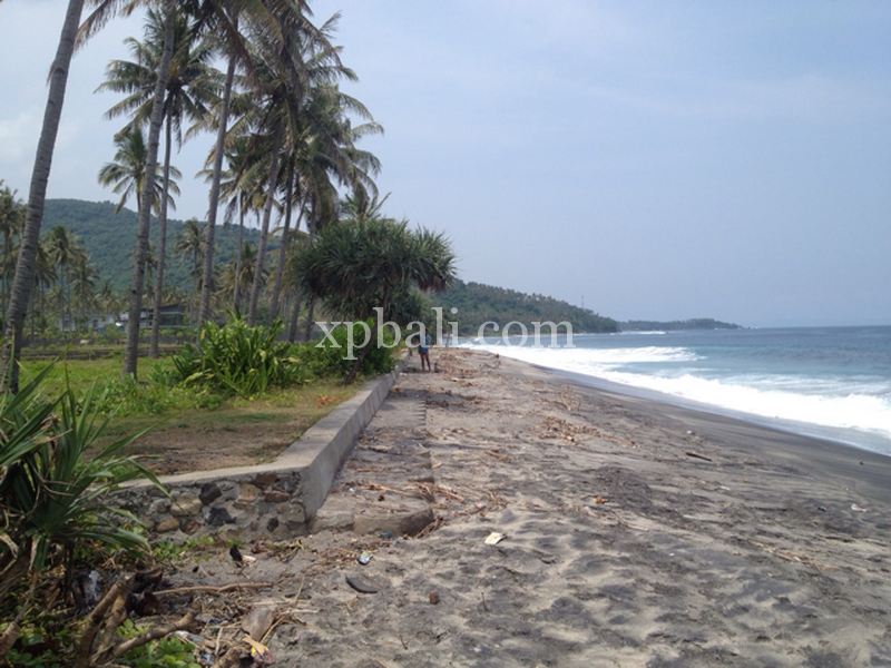 Terrain à West Nusa Tenggara, Indonesia 2403m² No. 4143