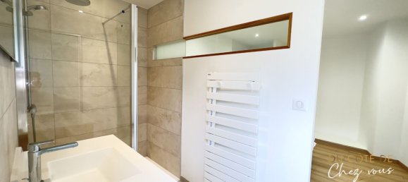 2 chambres Appartement à Sainte-Savine, France No. 93705 6