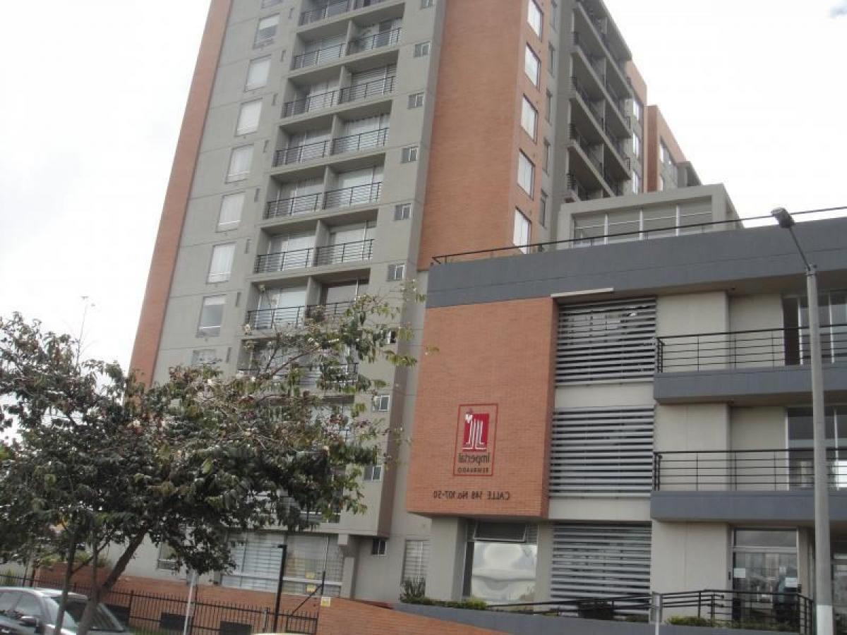 Дом с 3 спальнями в Богота, Колумбия № 14788