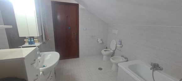 3 rooms Apartment in Anguillara Sabazia, Italy No. 21180 13