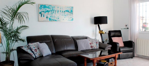 3 bedrooms Villa in Alicante, Spain No. 142539 3