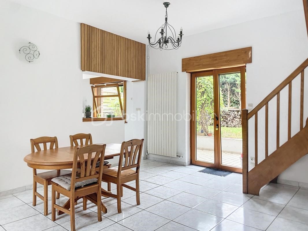 3 bedrooms Villa in Leers, France No. 255770