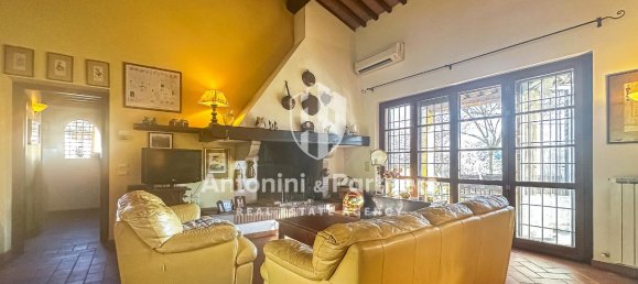 Casa de 10 divisões em San Venanzo, Italy N.º 14718 37