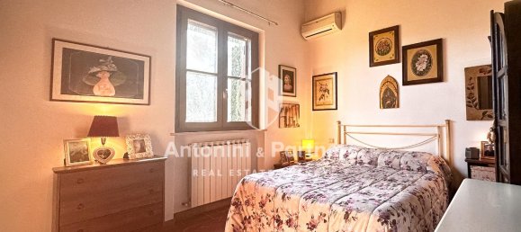 Casa de 10 divisões em San Venanzo, Italy N.º 14718 9