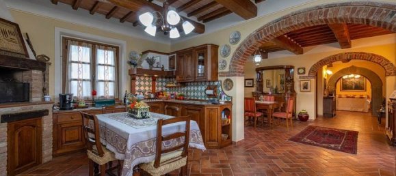 4 Schlafzimmer Haus in Foiano della Chiana, Italy, Nr. 223259 12