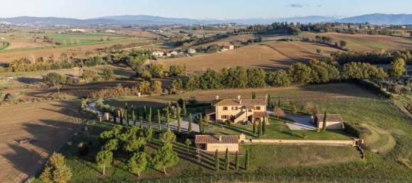 4 Schlafzimmer Haus in Foiano della Chiana, Italy, Nr. 223259 2