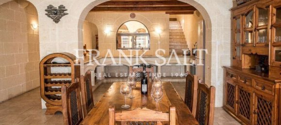 4 غرف نوم مزرعة في Gharb, Malta رقم 6063 9