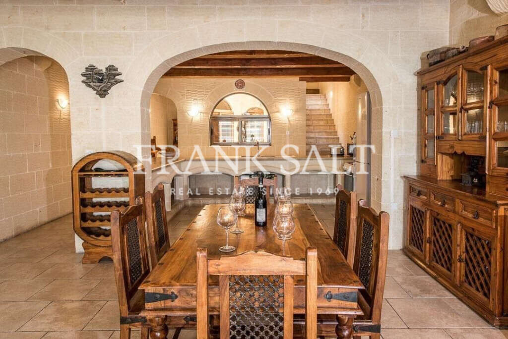 4 غرف نوم مزرعة في Gharb, Malta رقم 6063
