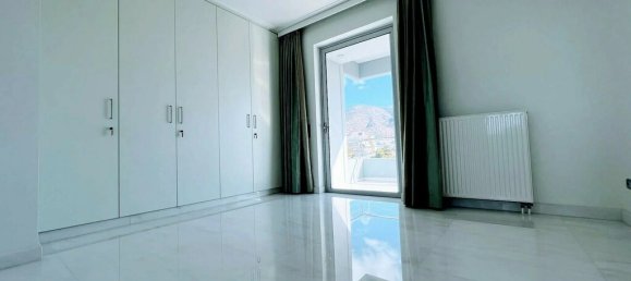 4 Schlafzimmer Wohnung in Glyfada, Greece, Nr. 2324 3