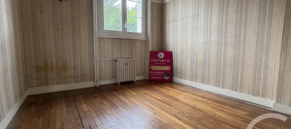 4 bedrooms House in Chateauroux, France No. 282100 9