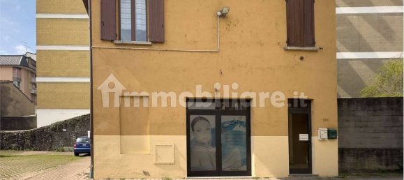 4غرفة عقار تجاري في Sesto Calende, Italy رقم 312358 6