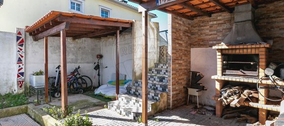 2 bedrooms House in Loures, Portugal No. 53102 29