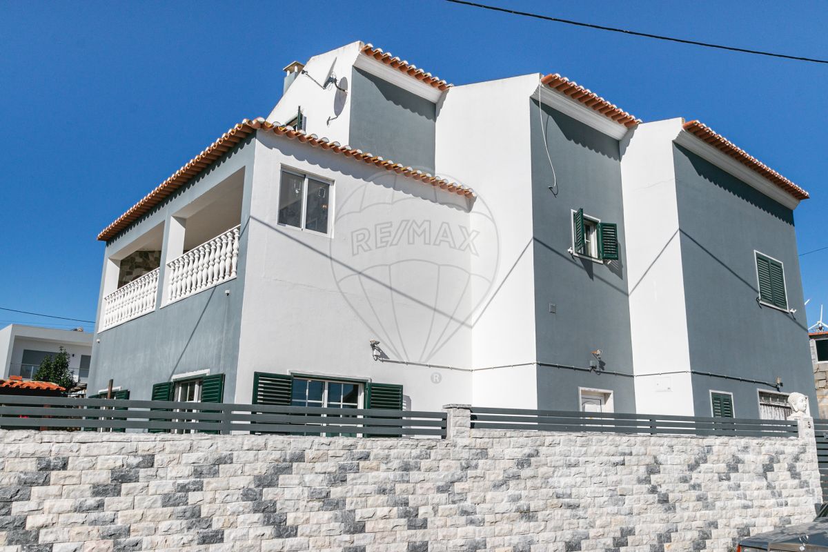 2 bedrooms House in Loures, Portugal No. 53102