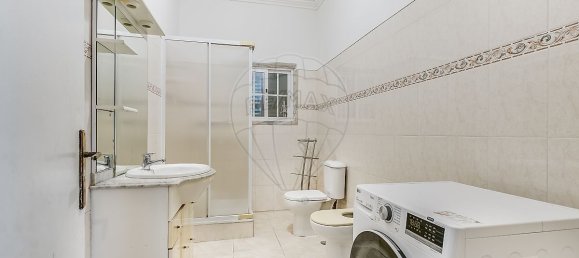 2 bedrooms House in Loures, Portugal No. 53102 13