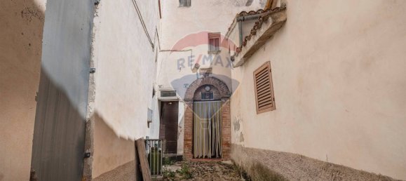 3 bedrooms House in Apiro, Italy No. 347642 20