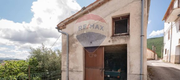 3 bedrooms House in Apiro, Italy No. 347642 22