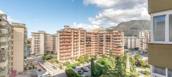 4-salle Appartement à Palermo, Italy No. 305269 24