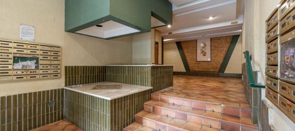 4-salle Appartement à Palermo, Italy No. 305269 4