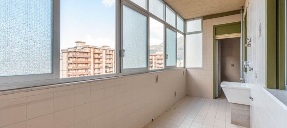 4-salle Appartement à Palermo, Italy No. 305269 23