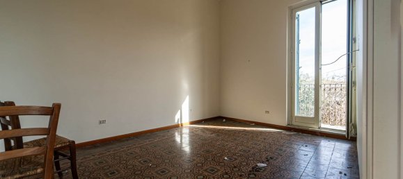 295m² Commercial property in Mascali, Italy No. 124291 16