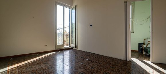 295m² Commercial property in Mascali, Italy No. 124291 17