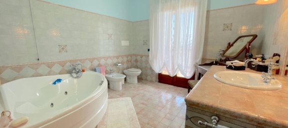 6 Schlafzimmer Villa in Cupra Marittima, Italy, Nr. 356529 26