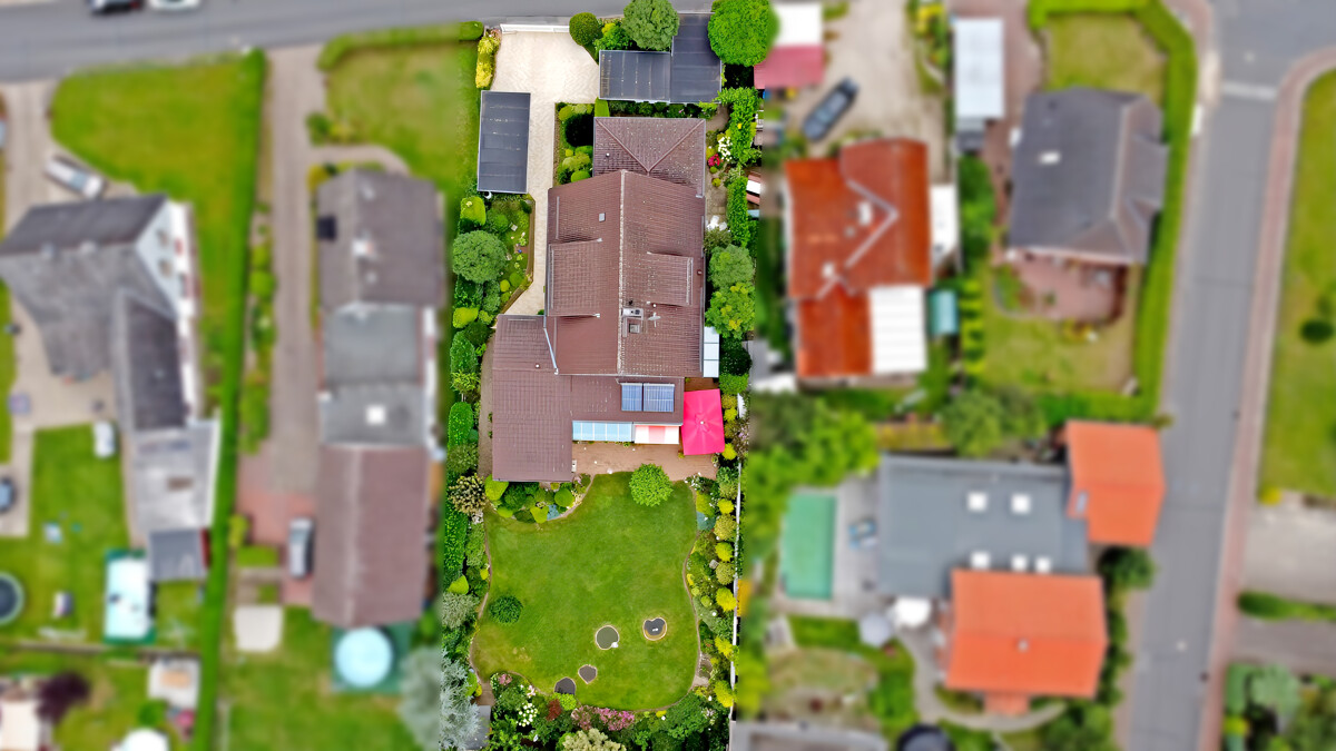 5 bedrooms House in Pinneberg, Germany No. 320310