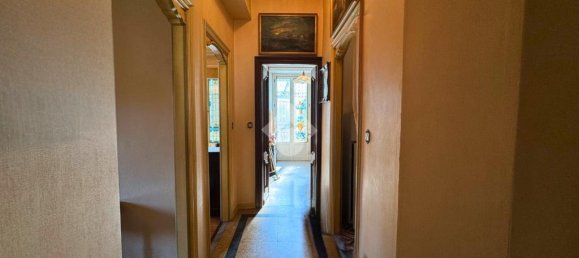 3 bedrooms Apartment in Turin, Italy No. 52393 16