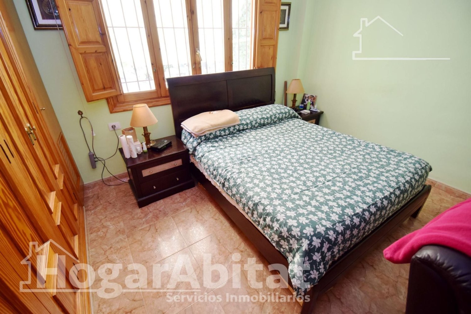 Casa de 7 dormitorios en Vila-real, Spain No. 37698