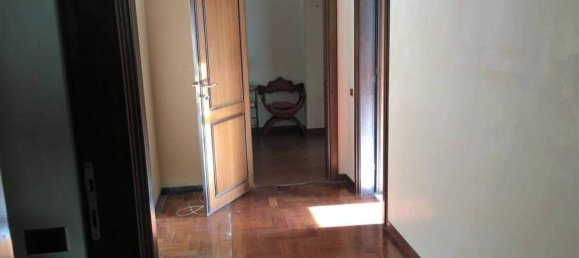5 rooms Apartment in Rome, Italy No. 16519 27