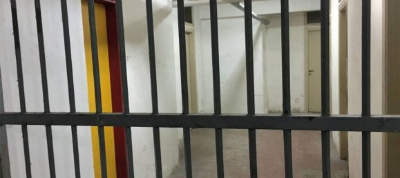 5 rooms Apartment in Rome, Italy No. 16519 7