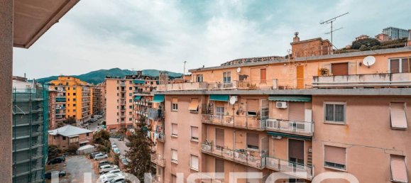 2 rooms Apartment in Genoa, Italy No. 23819 19