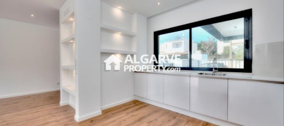 4 Schlafzimmer Haus in Montenegro, Portugal, Nr. 98887 8