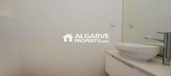 4 Schlafzimmer Haus in Montenegro, Portugal, Nr. 98887 17