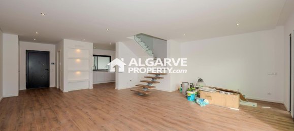 4 Schlafzimmer Haus in Montenegro, Portugal, Nr. 98887 6