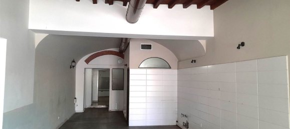 150m² Commercial property in Florence, Italy No. 103457 2