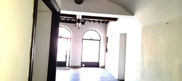 150m² Commercial property in Florence, Italy No. 103457 6