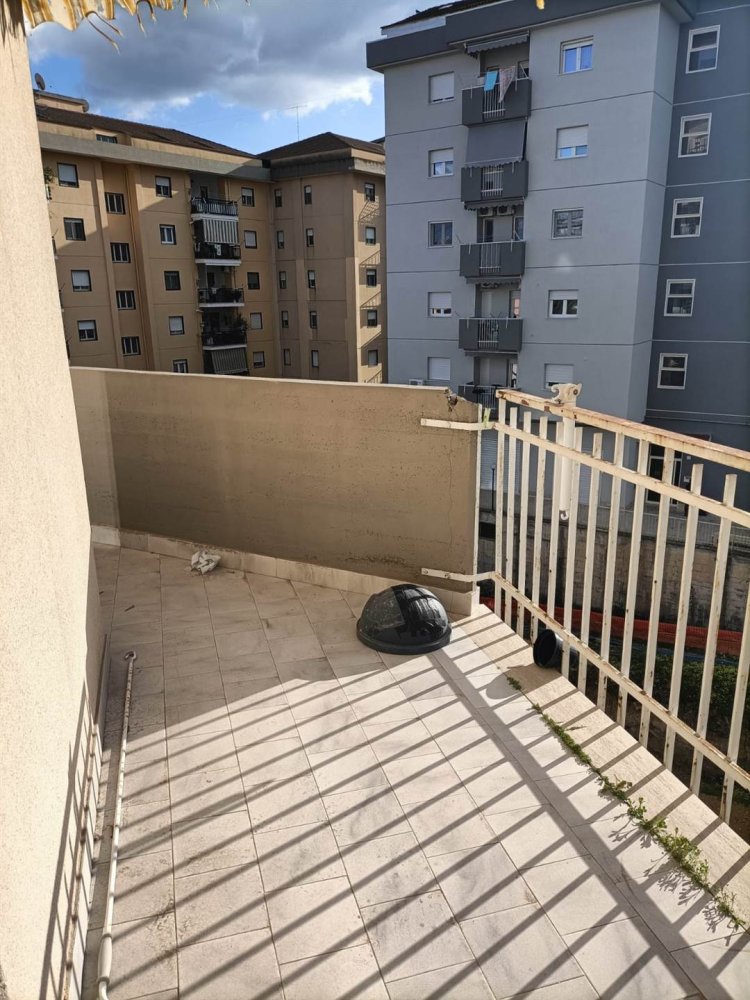 2 bedrooms Apartment in Caltanissetta, Italy No. 48942