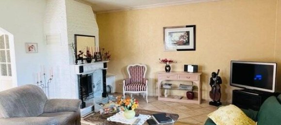 Bungalow de 18 dormitorios en Burgenlandkreis, Germany No. 77390 28