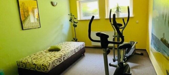 Bungalow de 18 dormitorios en Burgenlandkreis, Germany No. 77390 32