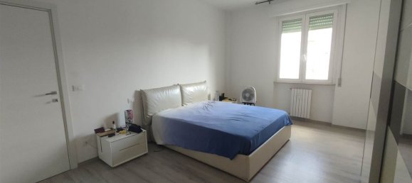 3 bedrooms Apartment in Livorno, Italy No. 356989 9