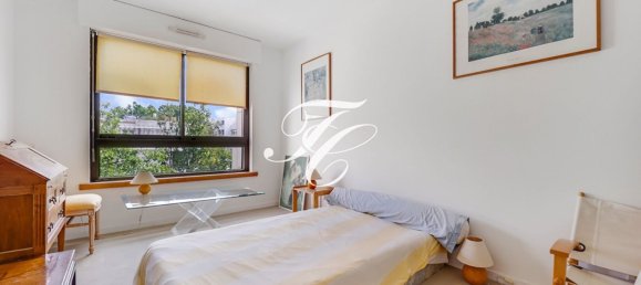 3 bedrooms Apartment in Garches, France No. 119922 8