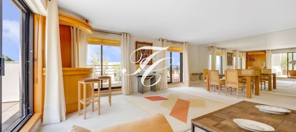 3 bedrooms Apartment in Garches, France No. 119922 4